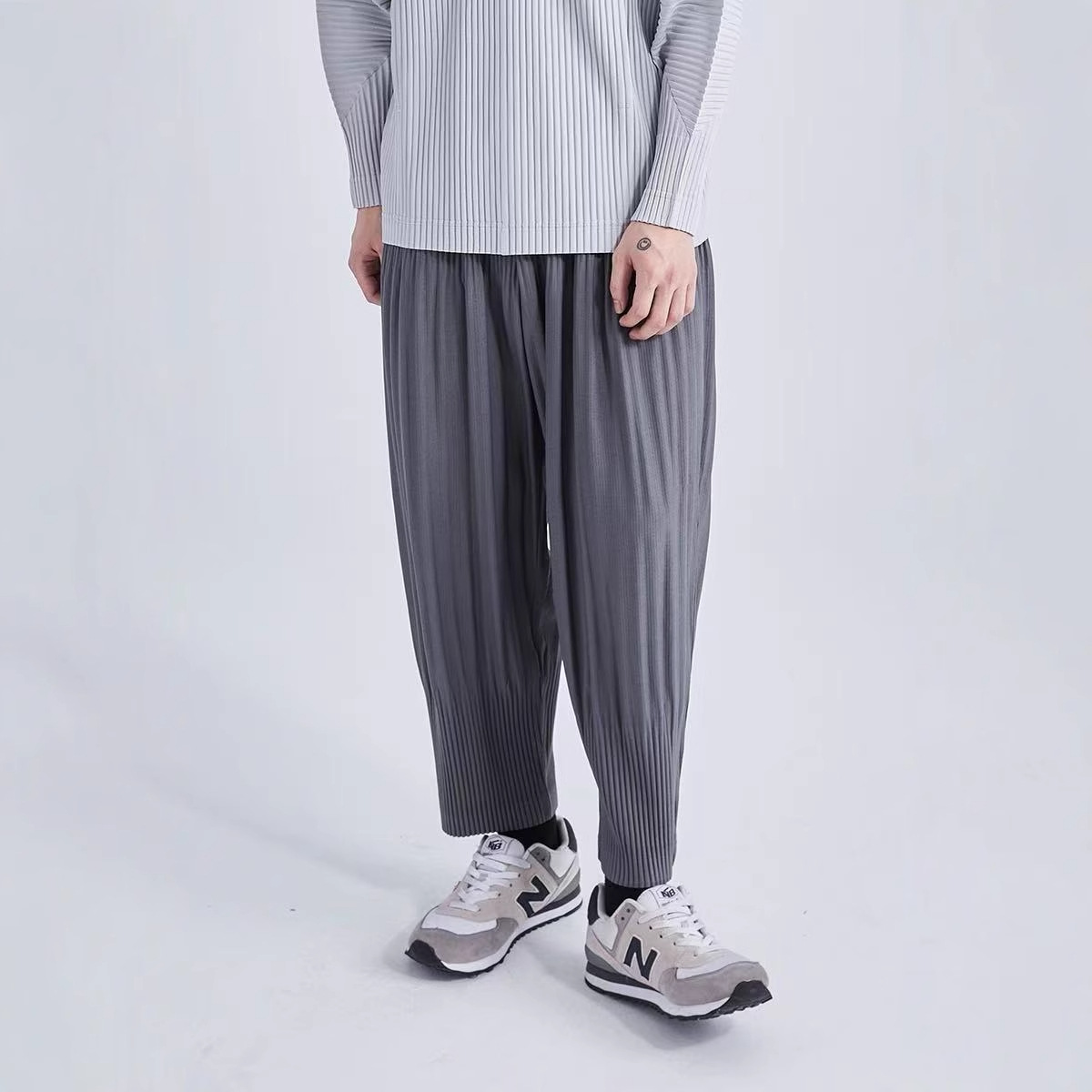 Miyake плиссированные шаровары – обзор и цена Men'S Fashion Pants 2025